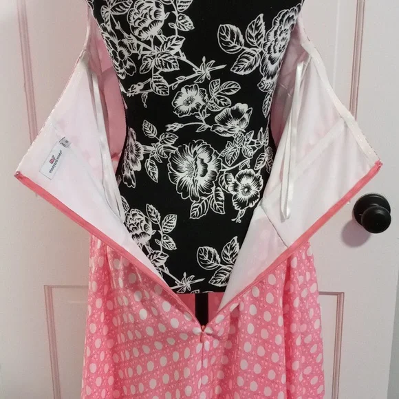 💖HTF Vineyard Vines💖 - Caning Print Silk Halter Dress - Picture 6 of 12